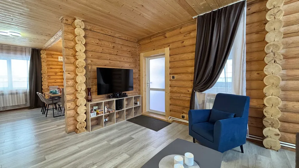 Абсолютно новый чистый коттедж с чаном для большой компании