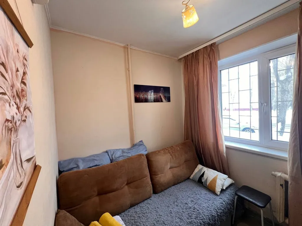 Мини - студия  эконом в центре  города