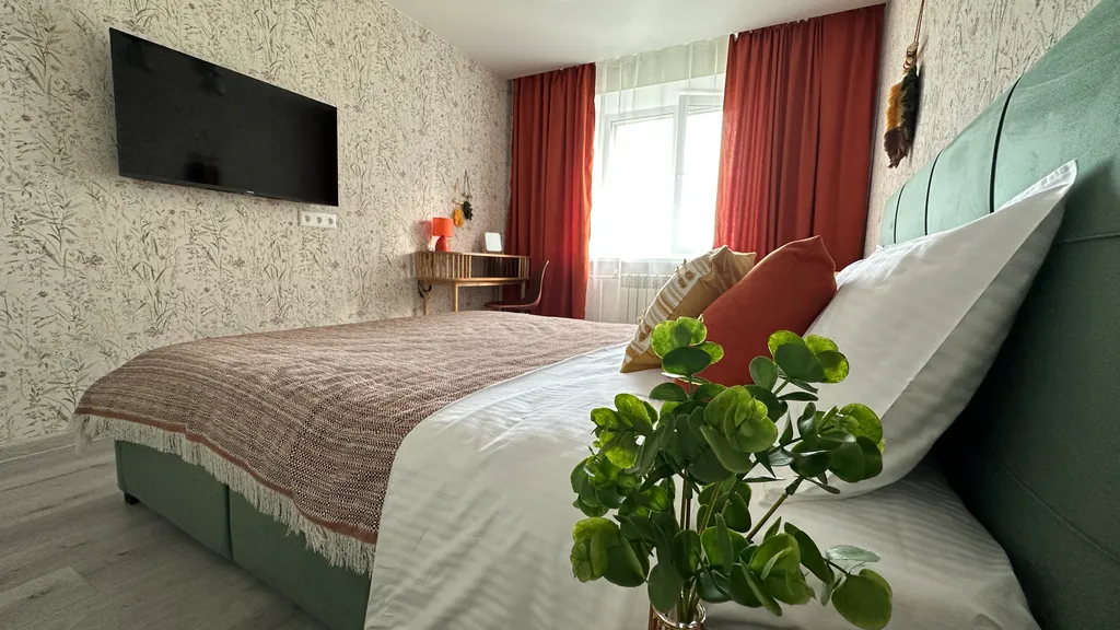 Яркий просторный апартамент около ЖД вокзала