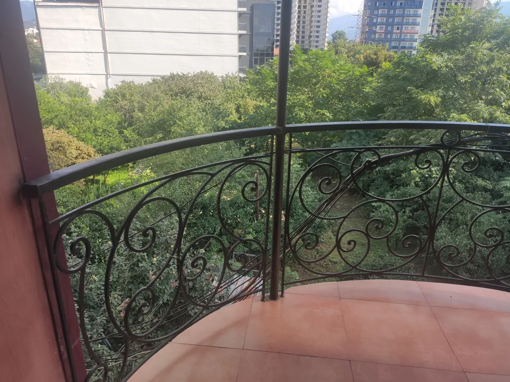 Уютная комната на берегу Черного моря в Батуми