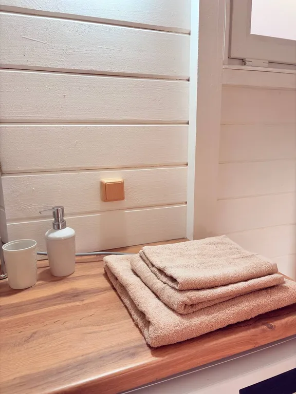 Уютный дом для посуточного проживания в Агудзере с частной территорией