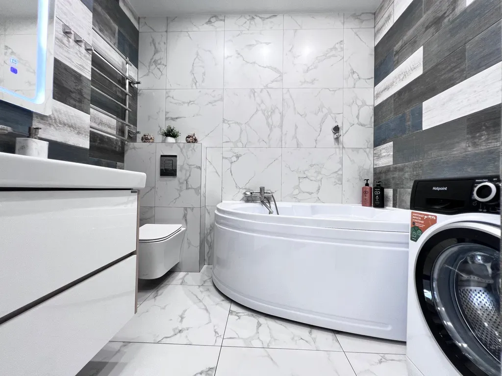 Стильная современная двушка центр