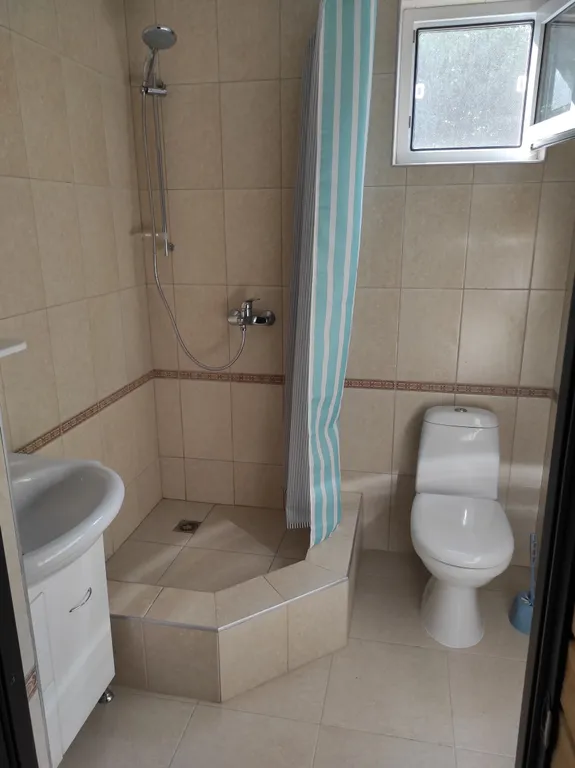 Уютный дом в тихом месте