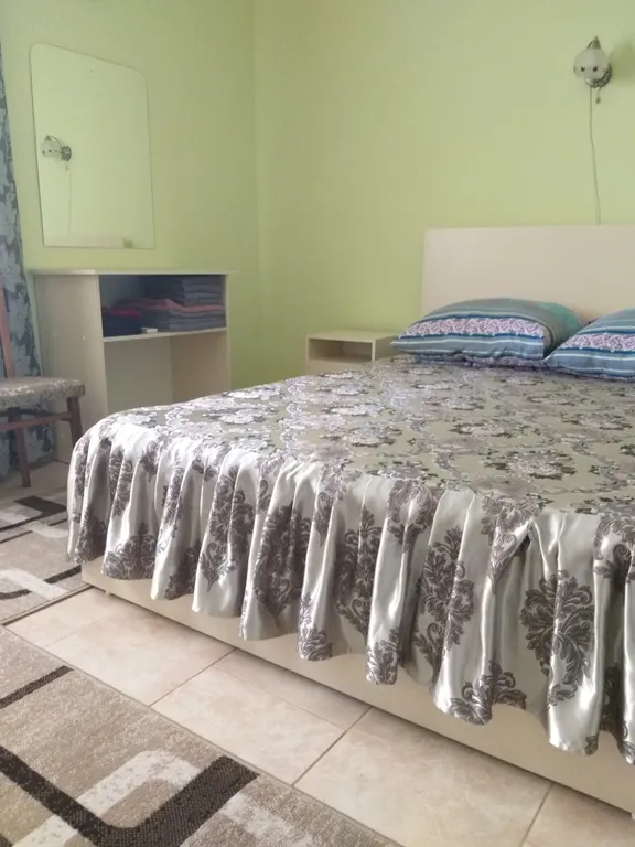 Квартира Комната — аренда посуточно в Заозёрное