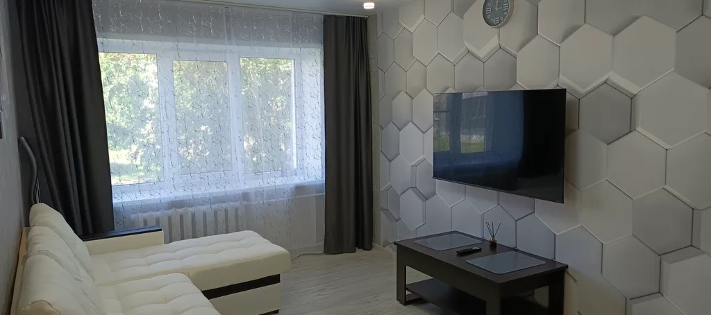 Уютная двухкомнатная квартира в историческом центре города — аренда посуточно в Псков