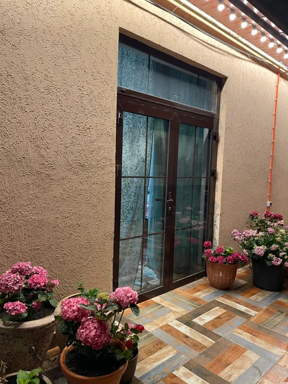 Уютный домик на берегу моря