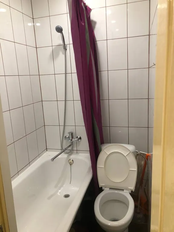 Уютная бюджетная студия на спутнике