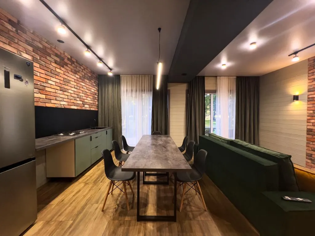 4-комнатный Дом