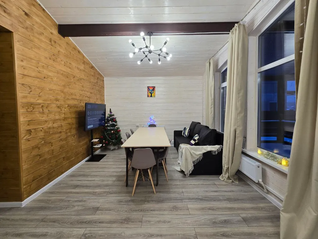 Коттедж Дом у реки в 1 минуте от пляжа — Шишкино