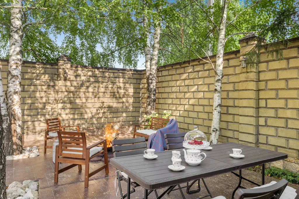 Дом с камином и баней на дровах в райском уголке