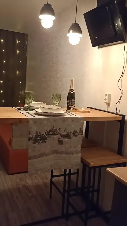 Квартира Уютная студия в центре Айхала — аренда посуточно в Айхал