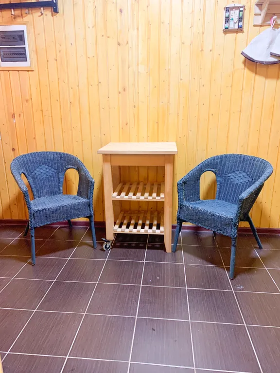 Дом в соснах