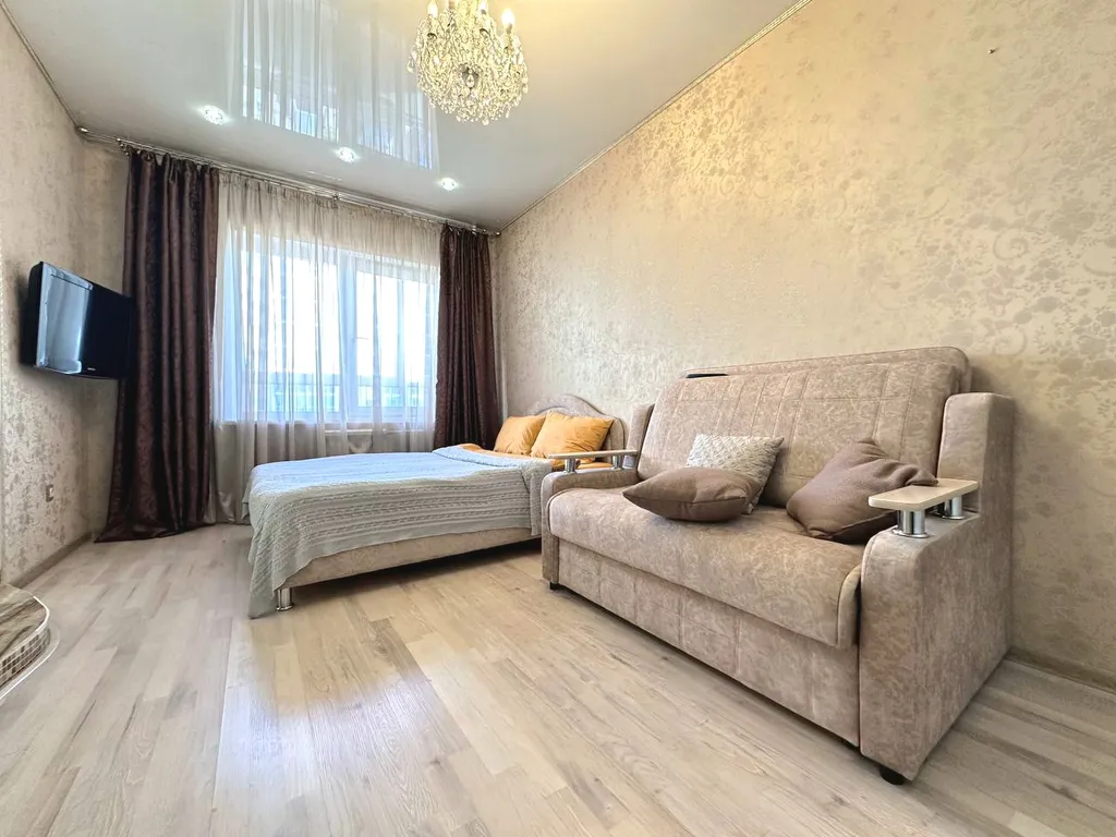 1-комнатная квартира-студия с балконом рядом с Кузбасс-Арена