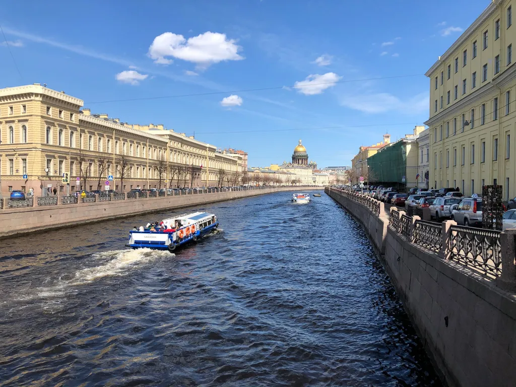 Большая квартира у Мариинского театра