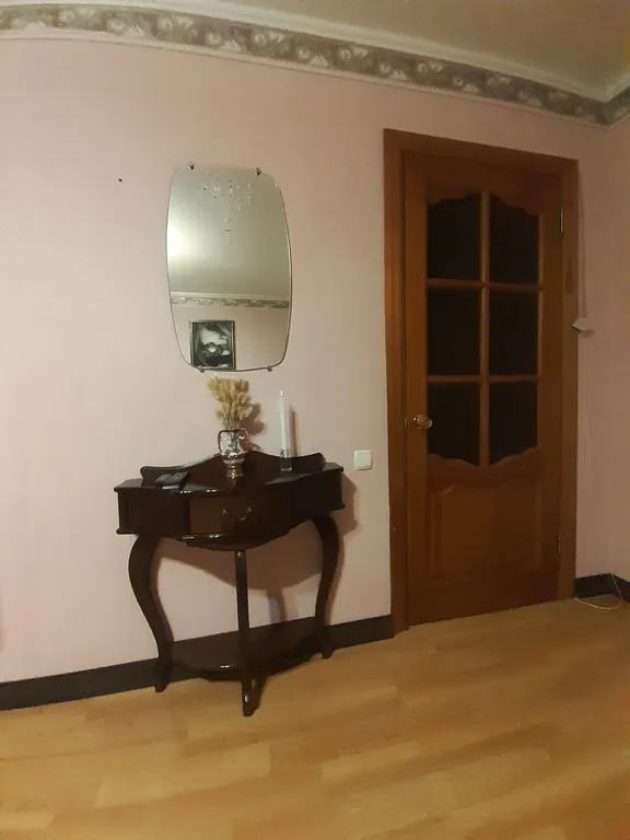 Квартира с видом на берёзы