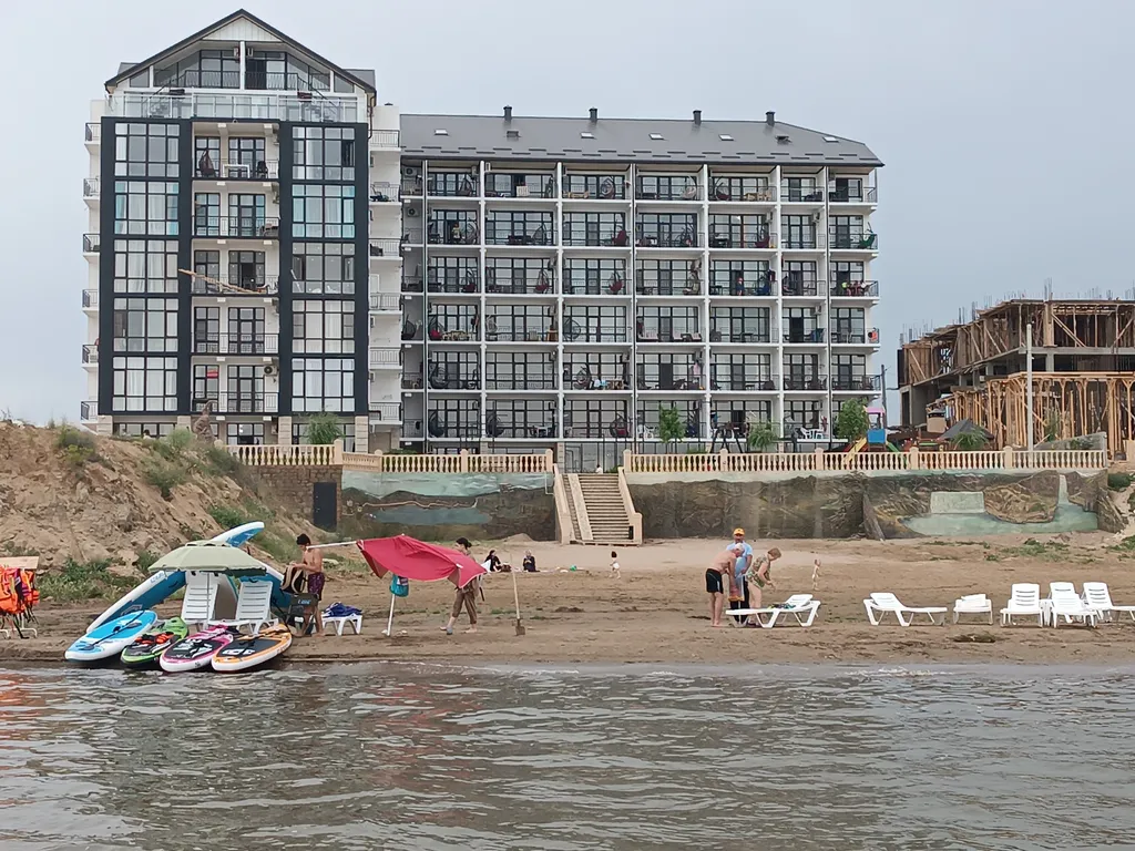 1-комнатная квартира студии с видом на море