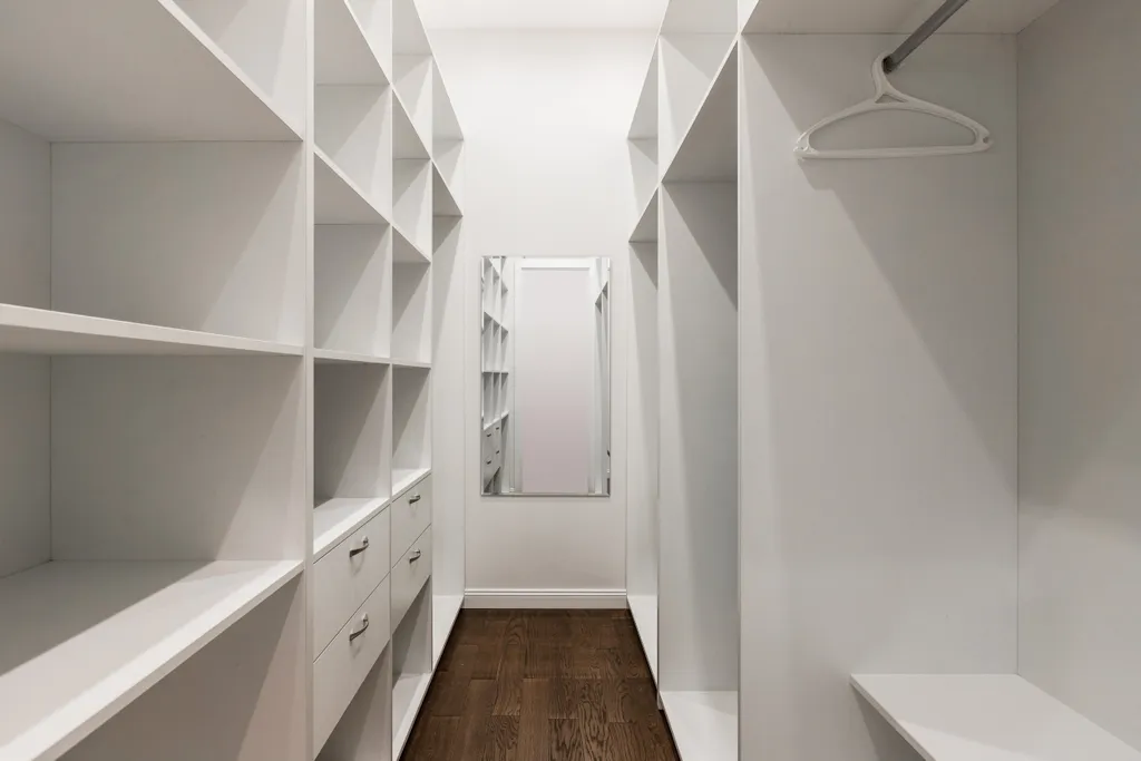 Элитный 4-комнатный апартамент в самом центре