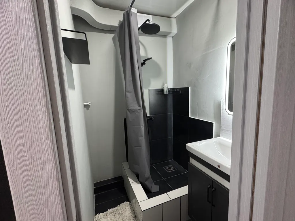 Двухкомнатная квартира с балконом