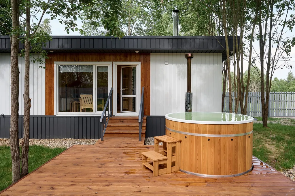 Медовый - дом с баней и чаном