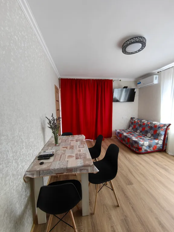 Апартамент с собственной терассой в 7 минутах до моря