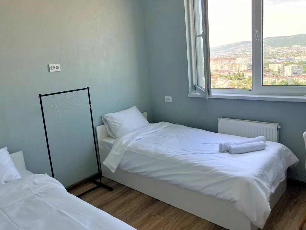 Четырёхкомнатная квартира с новым ремонтом и шикарным видом на море