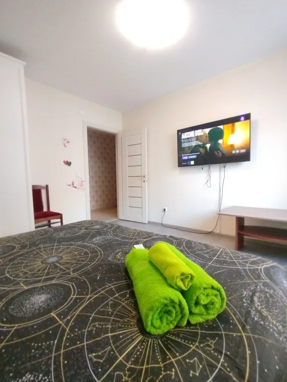 Просторная семейная двухкомнатная квартира рядом с центром города