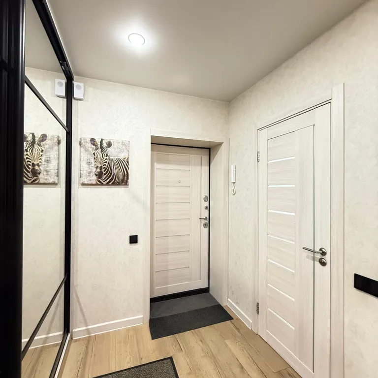 Уютнaя, солнечная квaртира в новoм домe, рядом с ФОК