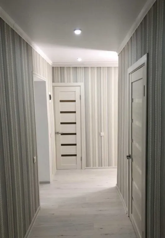 Уютная двухкомнатная квартира на Площади Строителей