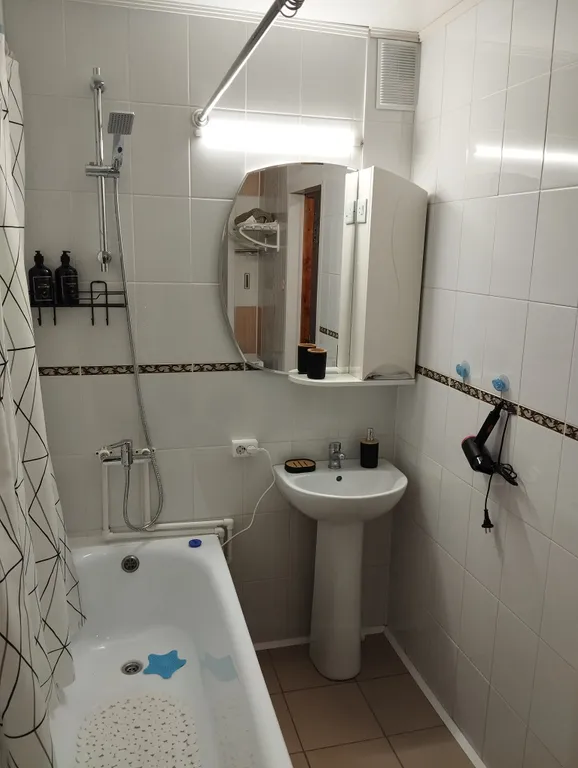 Дом в сосновом бору на озере