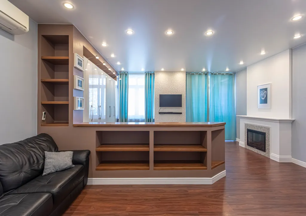 Большая квартира с видом на море