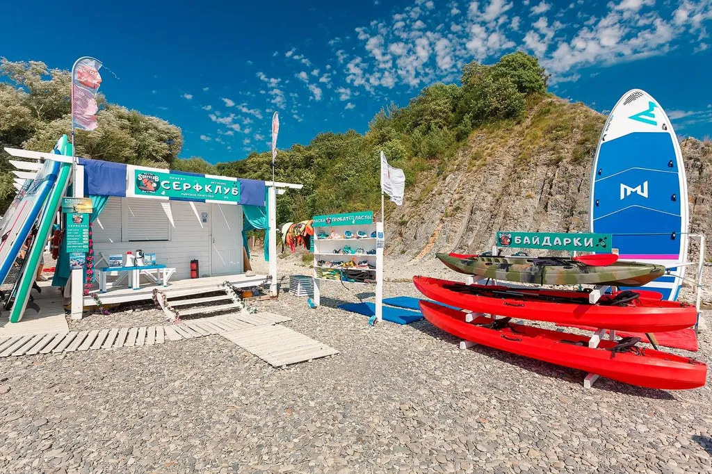 Панорамные апартаменты с террасой и видом на море