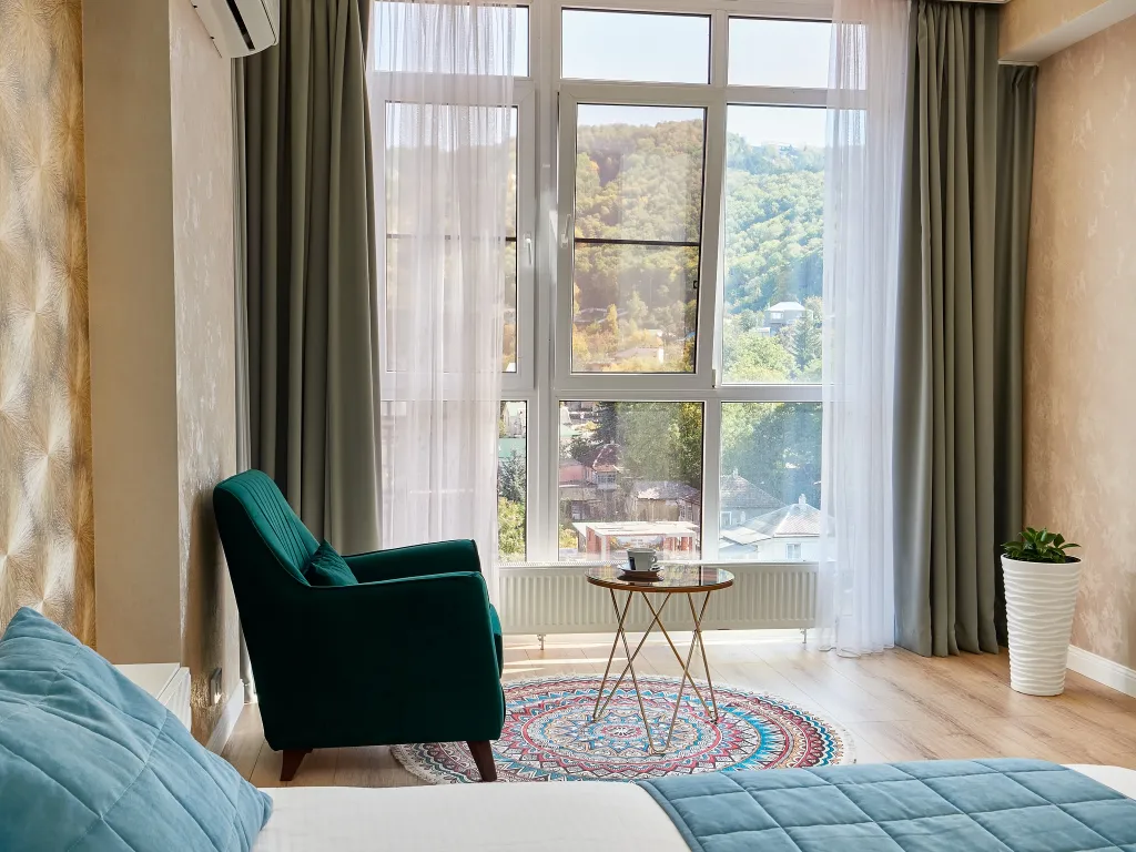 Новая квартира с видом на горы