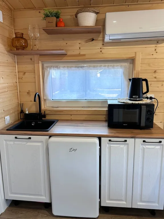 Трёхместный коттедж в тихом месте