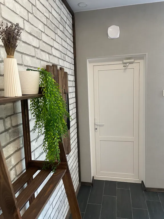 Студия у Яшмового пляжа