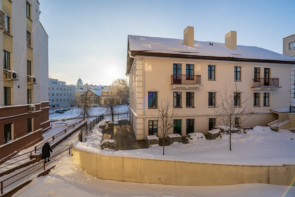 Квартира Апартаменты 4-х комнатная квартира — Минск