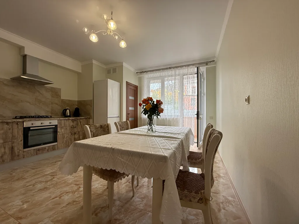 Квартира в новом доме, идеально расположенном в центре курортной зоны