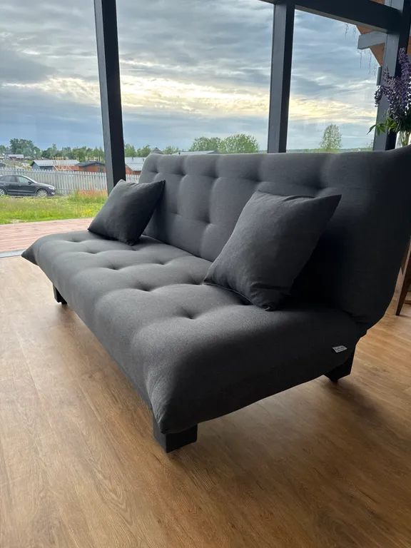 Коттедж Стеклянный дом на берегу Мичуринского озера возле склонов для катания — Мичуринское