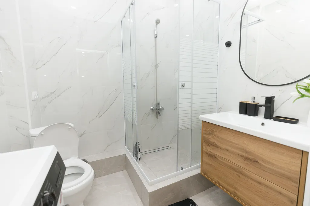 Стильная квартира в новостройке с видом на парк и море