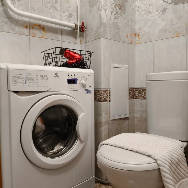 Квартира Квартира Уютная студия с прекрасным видом на парк Прищепка — Красноярск