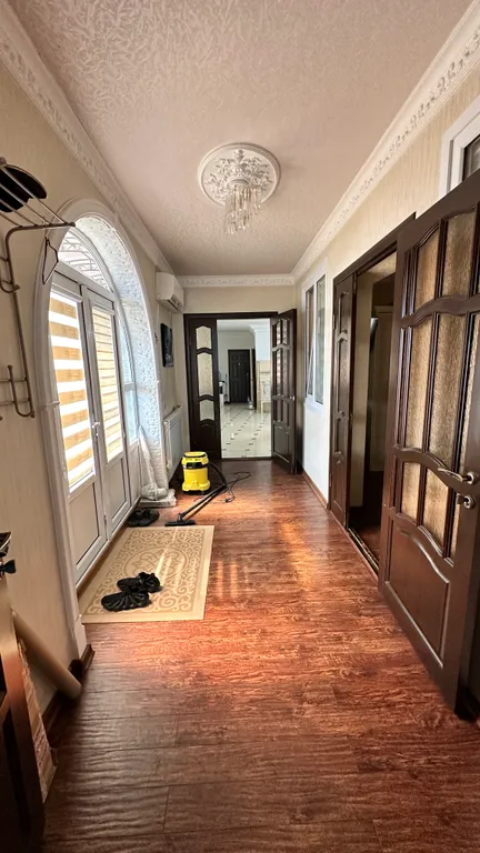 Целый просторный дом в центре