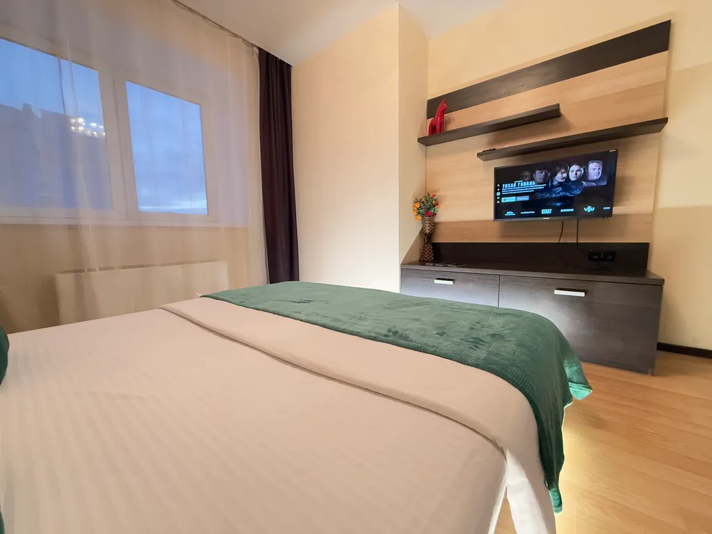 Тут хорошо на Сурикова