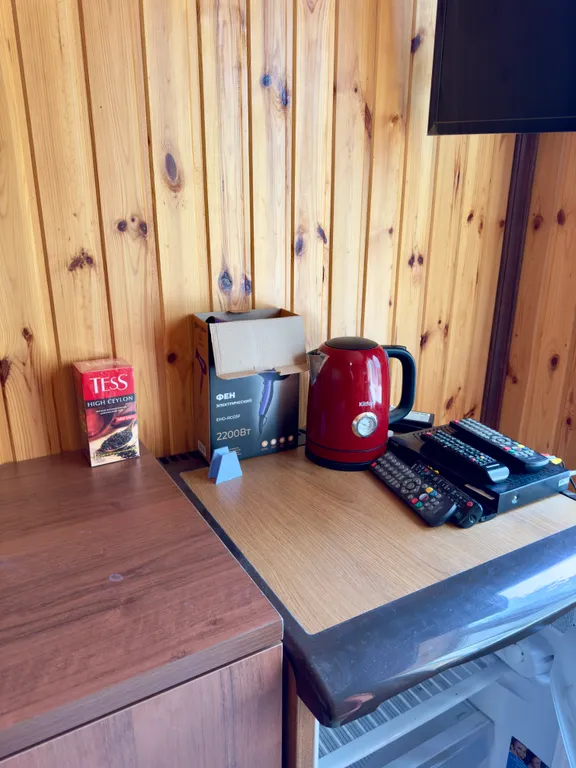 Домик у моря, в единственном лиановом лесу в России