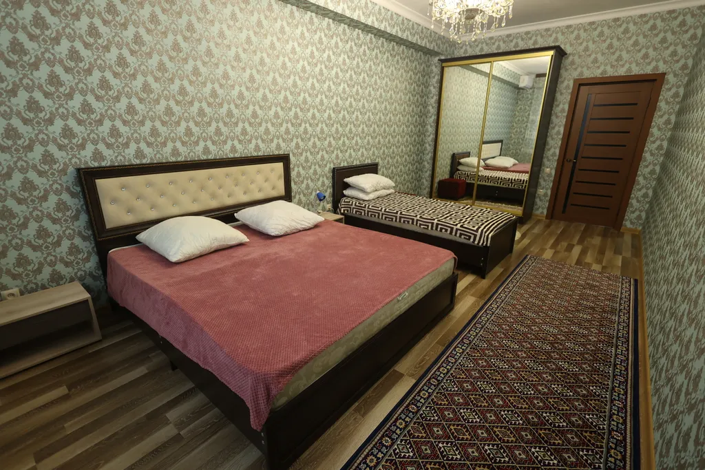 Квартира в элитном доме в центре города с видом на крепость