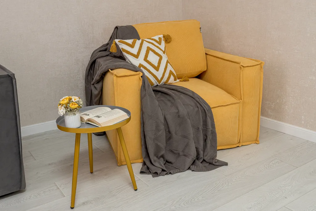 Двухкомнатные апартаменты LikeHome Изумрудные вблизи парка Галицкого