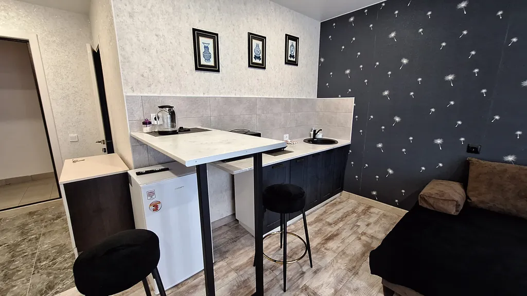 Квартира Студия с современным ремонтом — аренда посуточно в Курган