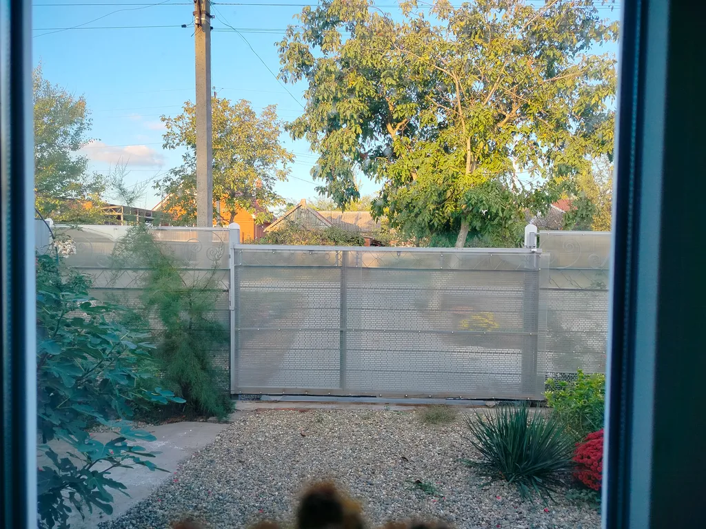 Коттедж Уютный  домик с двориком - центр, огромная парковка, рядом магазины — Динская