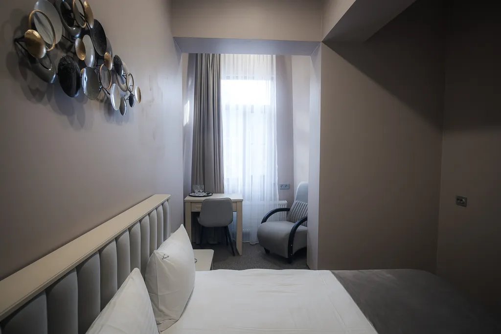 Семейный номер с видом на горы