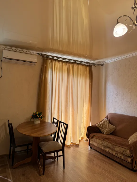 Квартира Квартира Просторная студия в центре Турбазы — Сухум