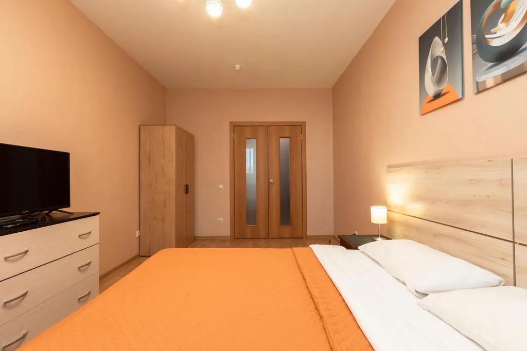 Квартира Уютная квартира у ТЦ Мегаполис рядом с метро — Екатеринбург