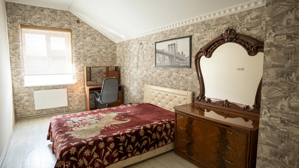 Уютный коттедж с теплым бассейном и большим чаном